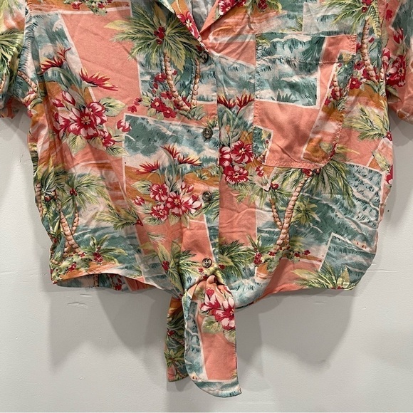 American Eagle Pink Tropical Tie Front Button Up Shirt Medium - Picture 5 of 8